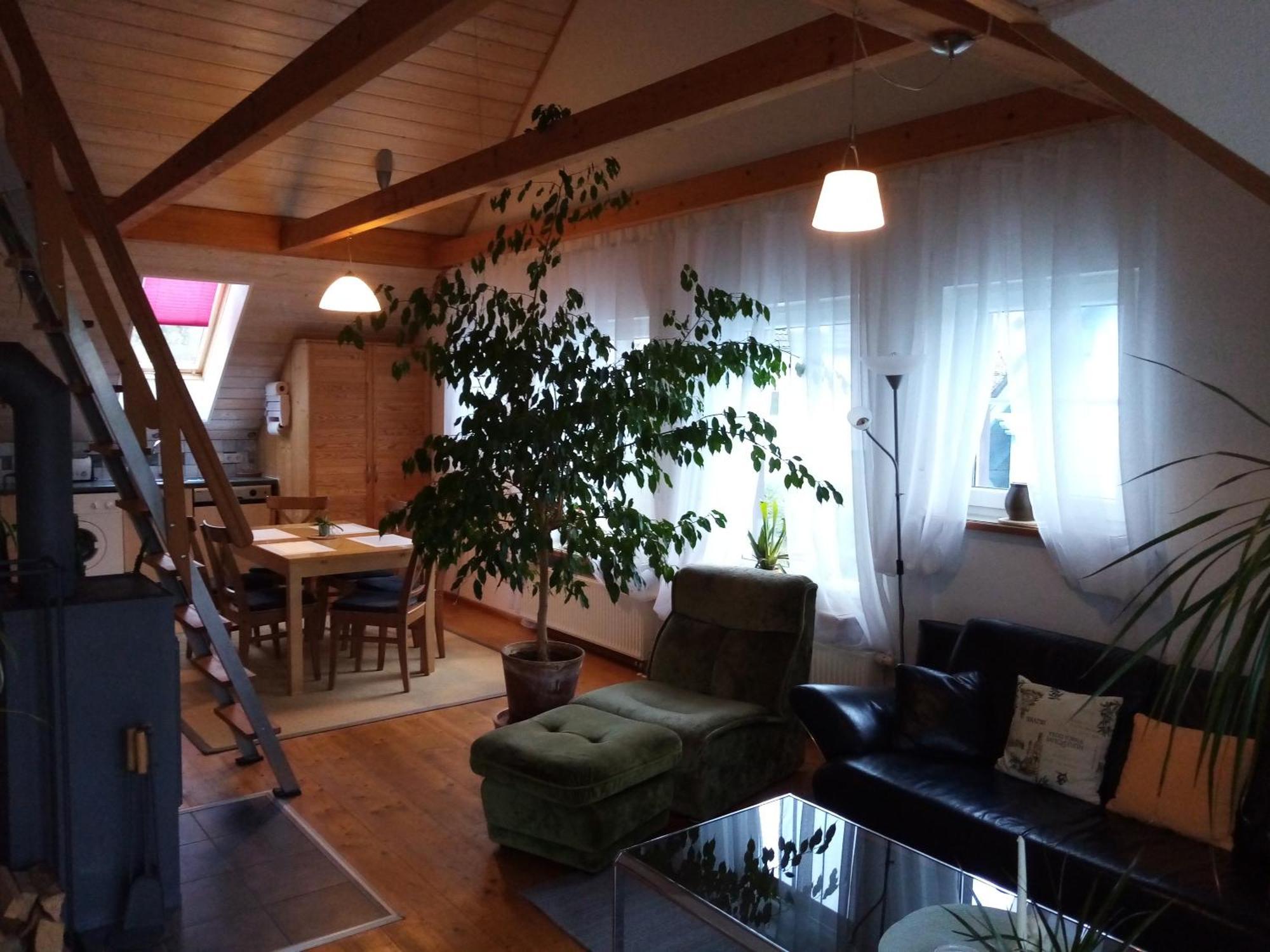 Ferienwohnungen Leffer Großheirath Exterior foto
